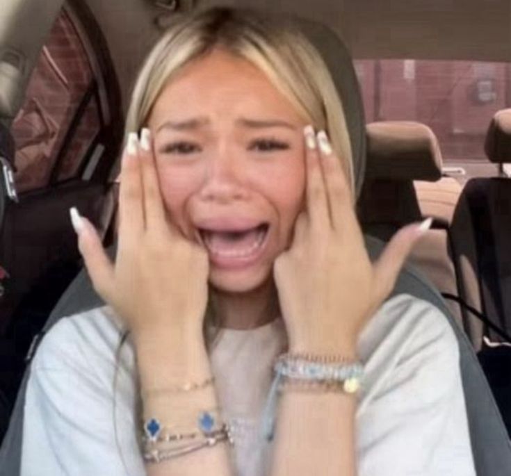 Nem curto tanto assim carros mas metia outra porrada no Dustin pelo oq ele fez no carro do Steve