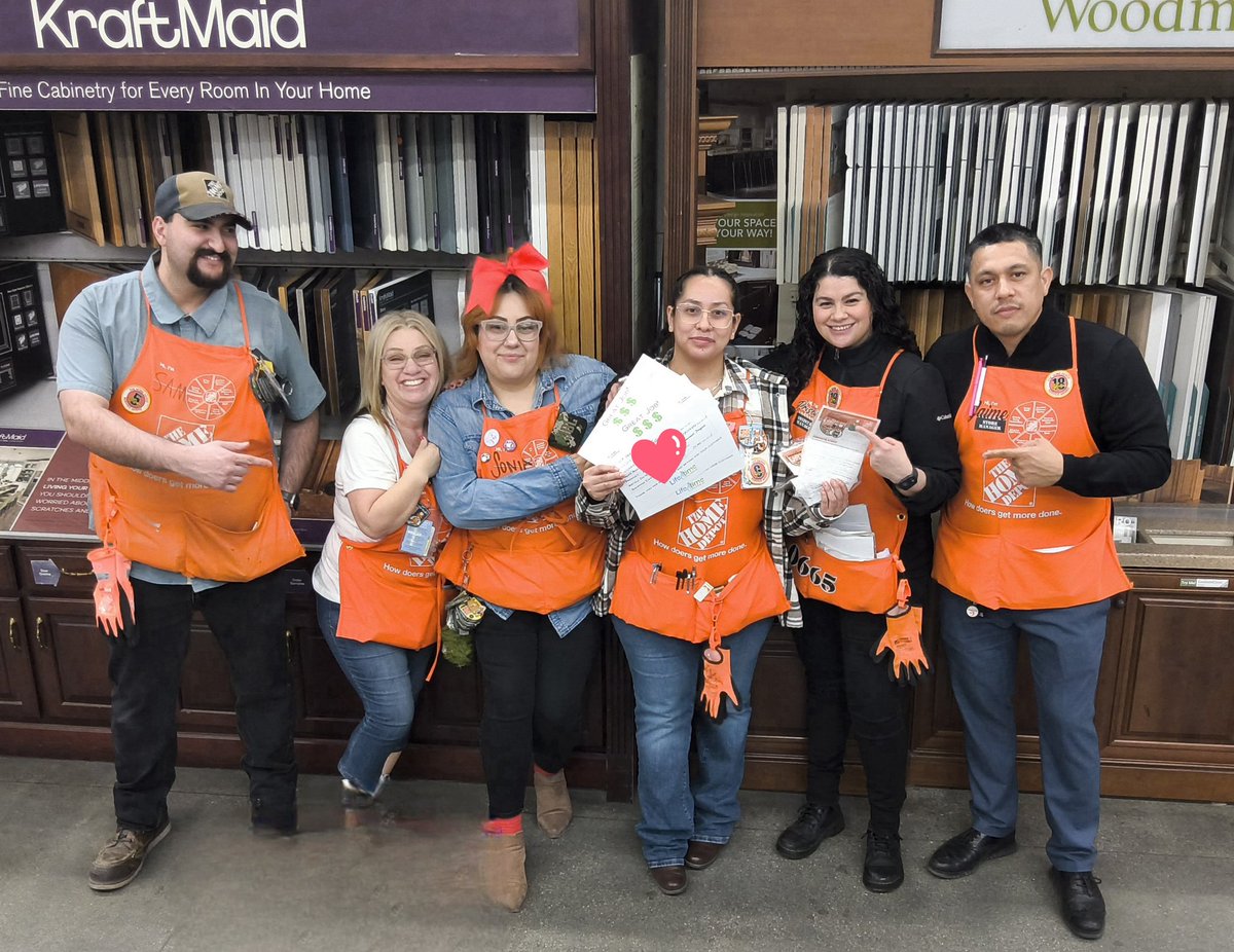 dstith76's tweet image. 📢 Marvelous job!!!! By Fabiola @homedepot 0665 for Driving @RainSoft Water Treatment Sales that equals 460 shopping carts pushed out in 2 mins 💰💵💰💵💰  Awesome Customer Service #TrendingOrange #Homerawards