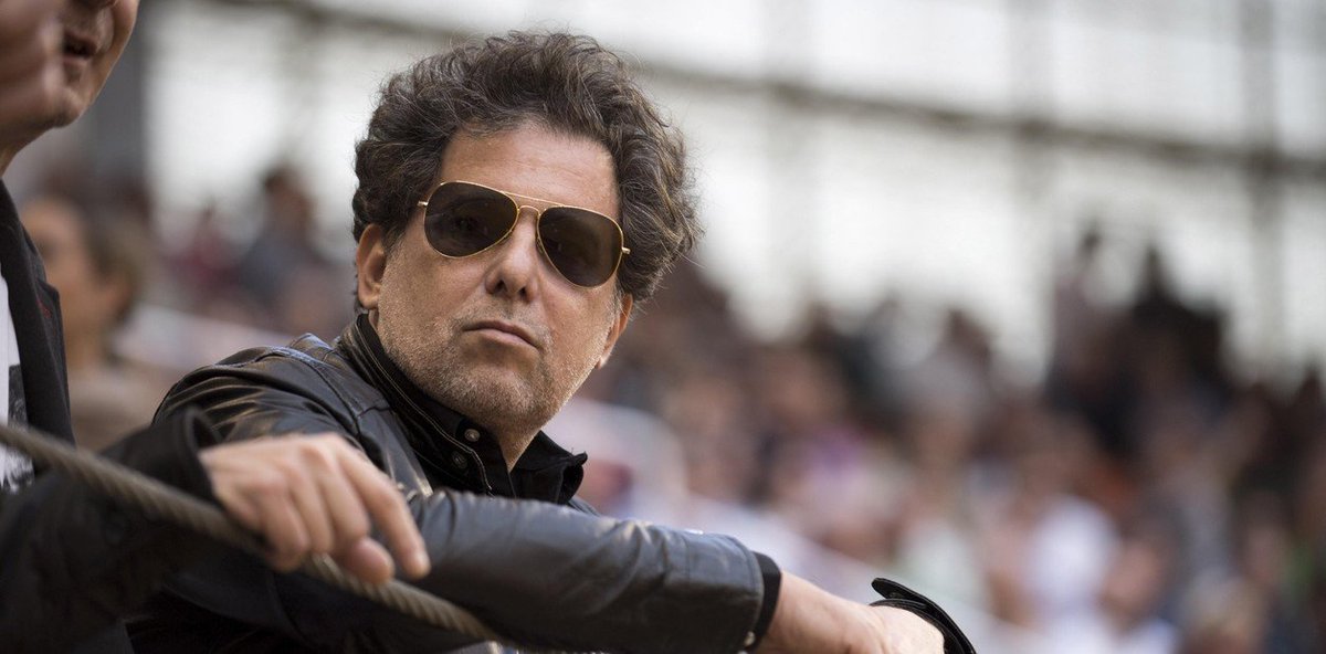 le preguntaron a <a href="/Galimbe64457296/">Ezra Pound</a> calamaro cuáles eran para él sus mejores canciones y armó 5 listas de 10 temas cada una. 

acá la nota
clarin.com/espectaculos/m…

y acá las playlist que pasé a <a href="/SpotifyARG/">Spotify Argentina</a> 😎

Lista 1
open.spotify.com/playlist/5ocfQ…

Lista 2
open.spotify.com/playlist/6VJv9…

Lista