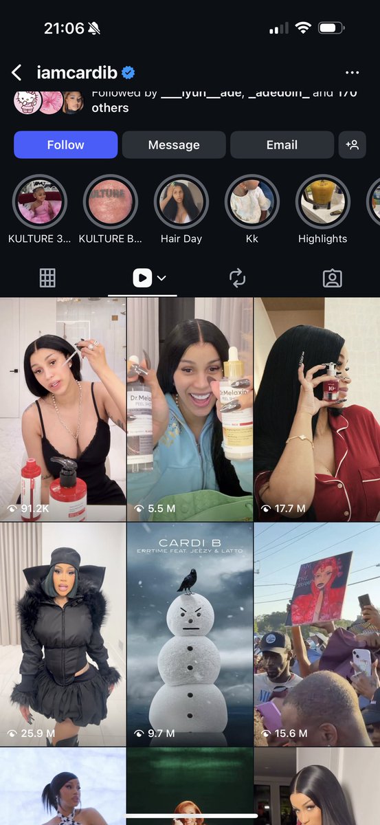 AdebiyiTiwalola's tweet image. Mind you Nicki is the broke one 😂😂