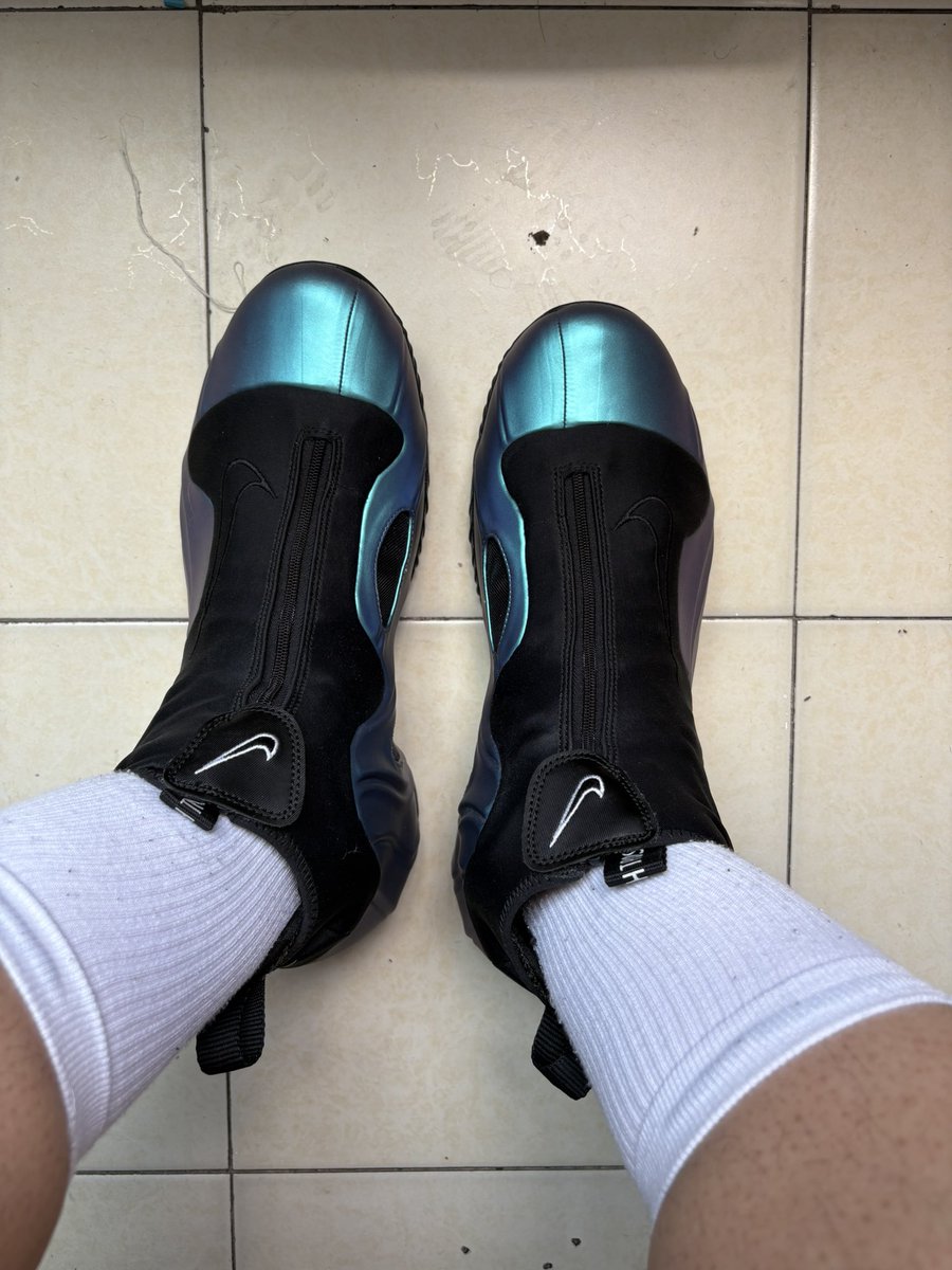 👨‍✈️ tweet media