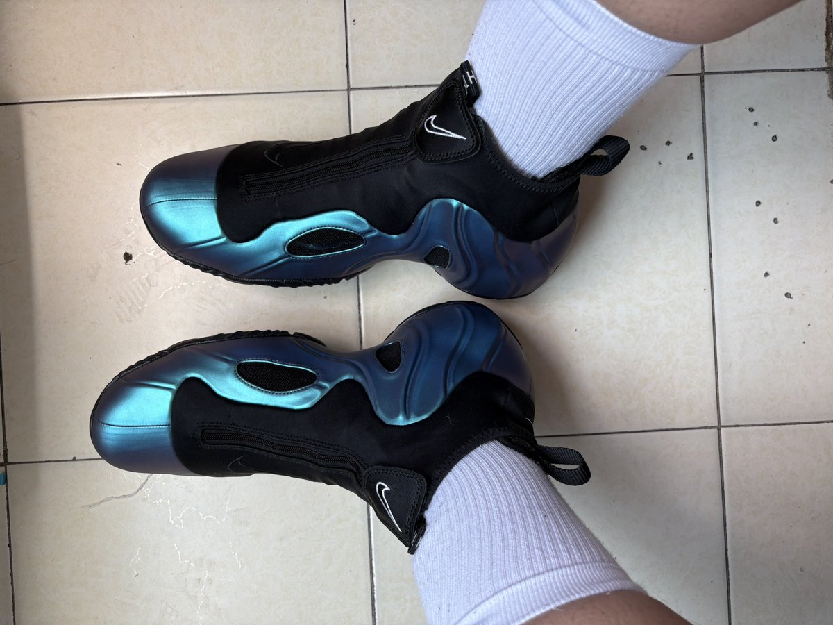 👨‍✈️ tweet media