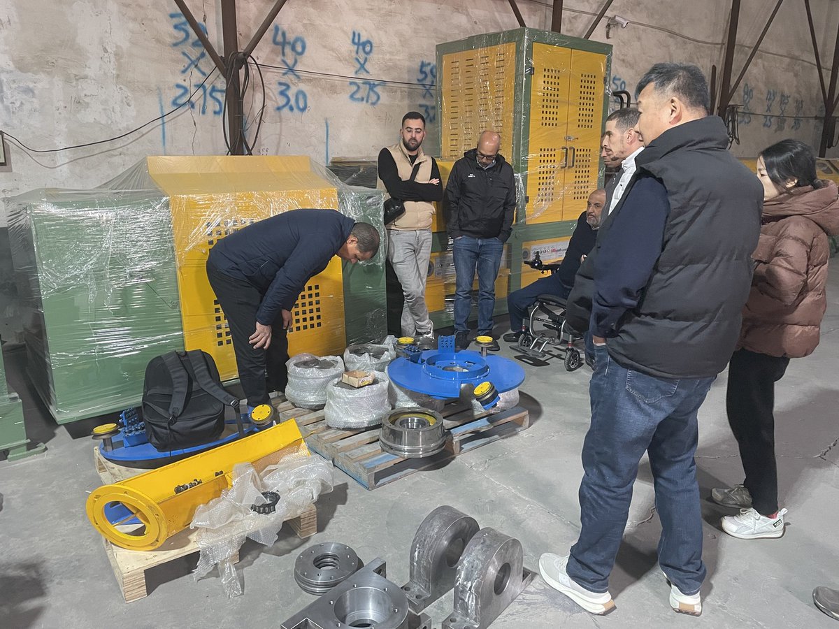 SatleMachinery's tweet image. Our Morocco client come to factory visit and check Wire Drawing Machines made for them.
👉 Contact us today:cnwiremachine.com
 #WireDrawingMachine #FactoryVisit #MoroccoClient #CustomMachinery #ElephantTrunkWinder