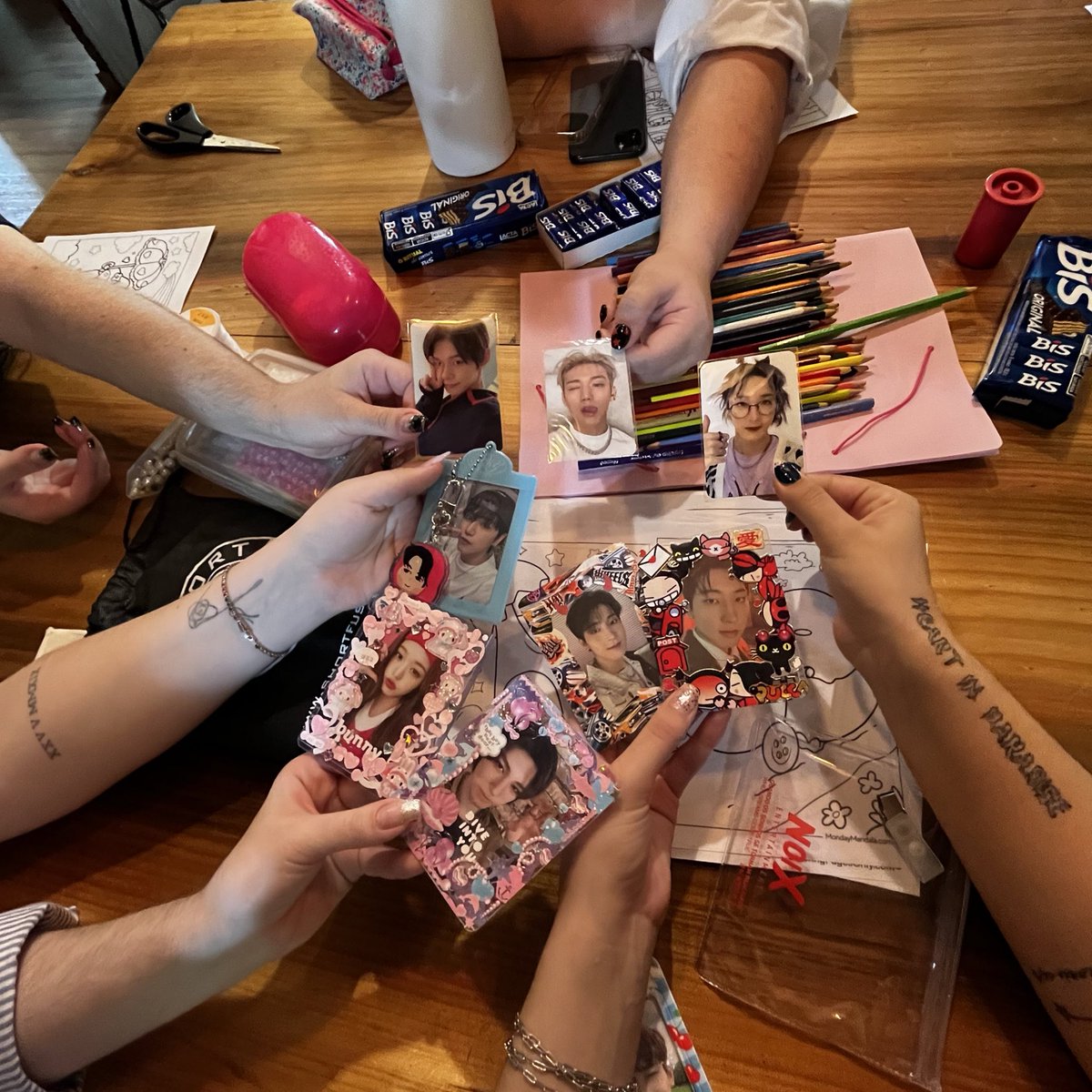 laura 🔜 campinas tweet media