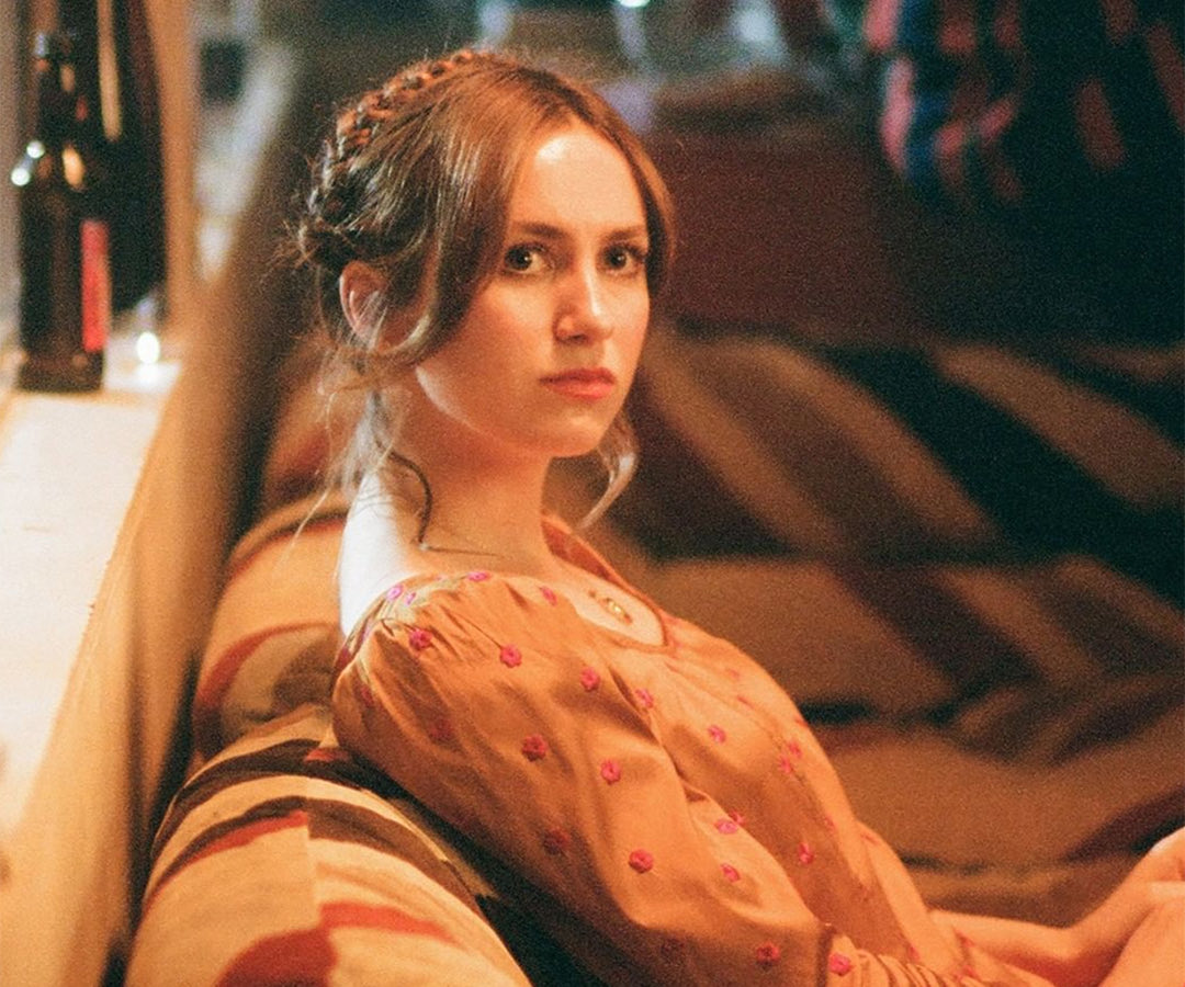 nextlevelrobbie's tweet image. The first teaser for #Euphoria season 3 allegedly shows Lexi reading a book and drinking plenty of water.