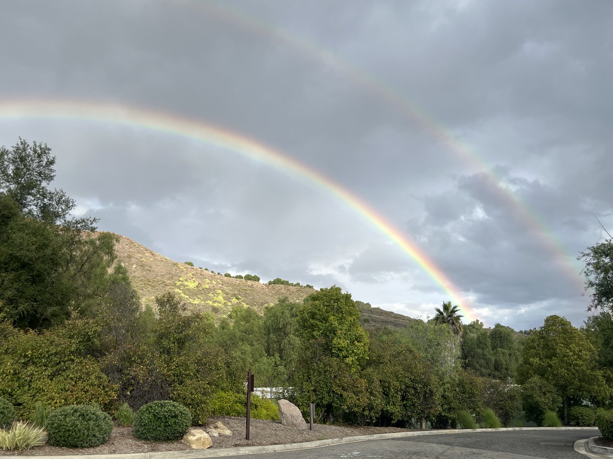 TierraRejadaGC's tweet image. We got double the rainbows last week! #golf #golfcourse #rainyday #rainbow #landscape #landscapes #moorpark