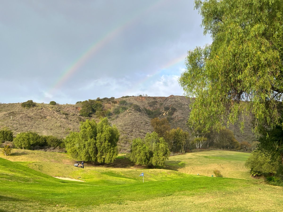 TierraRejadaGC's tweet image. We got double the rainbows last week! #golf #golfcourse #rainyday #rainbow #landscape #landscapes #moorpark