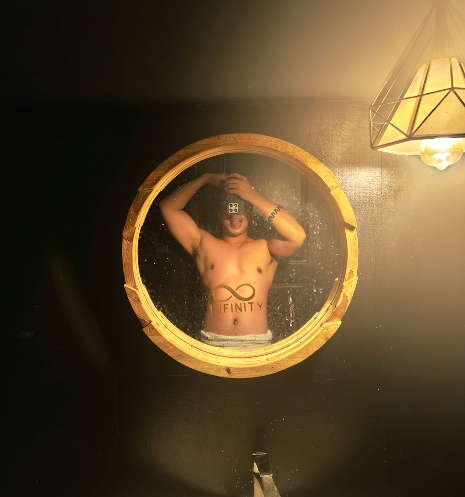 p0rnpi0's tweet image. Just woke up. Sarap ng tulog ko. Right decision to have a massage last night. Thanks @infinity_spa_ph for a relaxing and therapeutic massage. Quality as always. 👌🏼