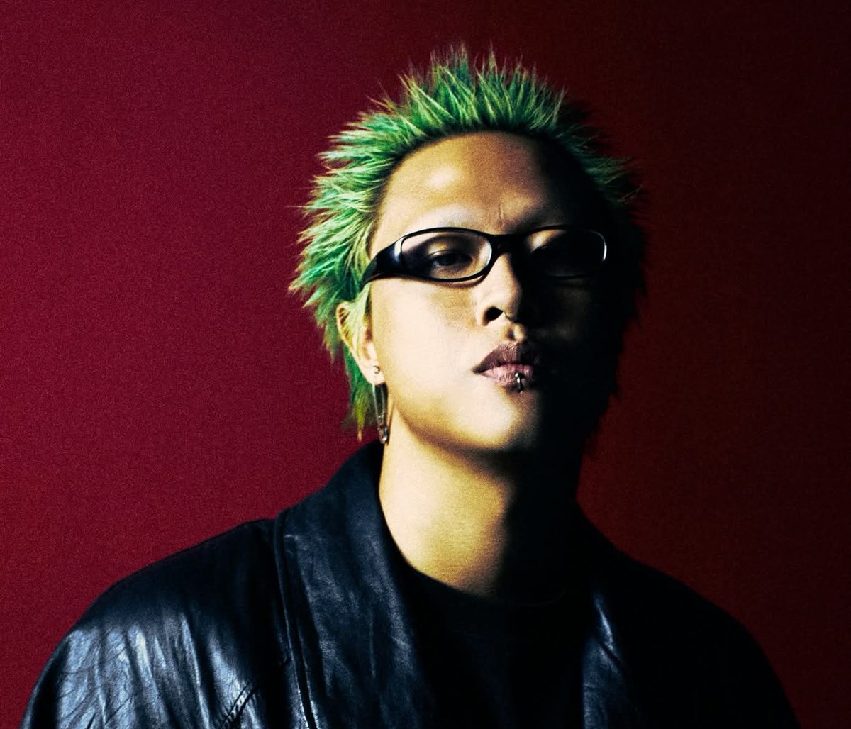 heyitspanda__'s tweet image. VVUP Super Model MV director Phương Vũ said there’s one more MV coming 👀 Could it be INVESTED IN YOU? If yes, that means every track on ‘VVON’ album is getting an MV! Let’s just wait and see 😆 

#VVUP #비비업 
#SuperModel #VVON