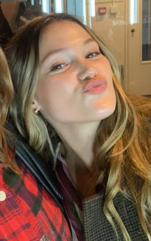 basicolivian's tweet image. Sophia ❤️🎄