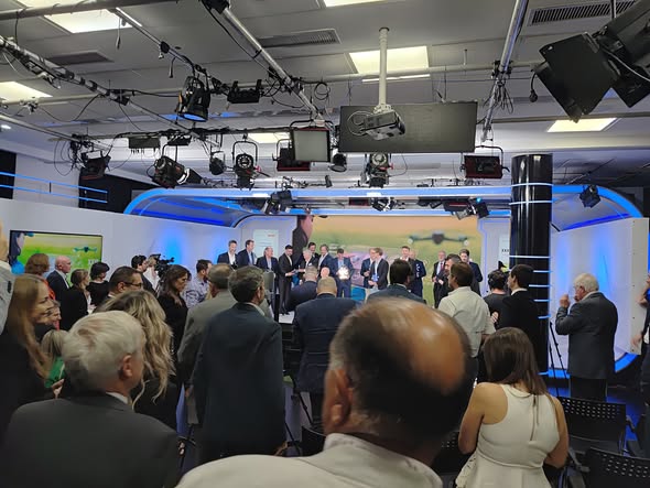 #Noticias: Felicitamos a Daniel Codutti por la obtención del Premio a la Excelencia Agropecuaria / Reconocimiento Productor de Economías Regionales de la Nación Galicia .
Es una gran satisfacción para Daniel Codutti y la cooperativa COPAP y todos que han trabajo por el desrrollo