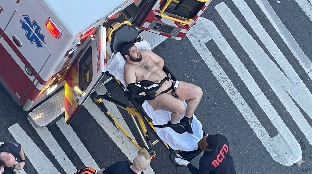 Mrgunsngear's tweet image. 29 year old Rahmanullah Lakanwal, an Afghan national who entered the United States in 2021, is reportedly the man who shot two National Guard Soldiers in DC today.

He reportedly also was yelling &quot;allah akbar!&quot; during the attack...

#CityLife #DC #NationalGuard #jihad #islam…