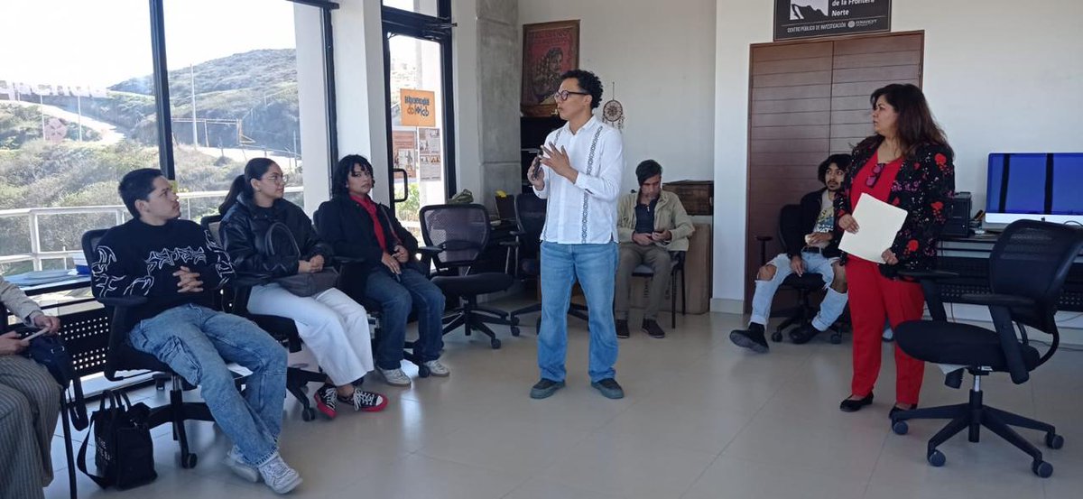 elcolef's tweet image. Estudiantes de la #UNID Campus Tijuana, visitaron las instalaciones de Xquenda Lab, para conocer los distintos procesos que se llevan a cabo dentro del laboratorio; desde impresión 3d, hasta bordados con bio-hilo y el tratamiento de bio-cueros.

¡Gracias por su visita! 🚌✨