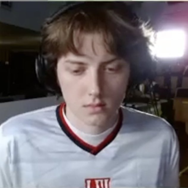 verclercswiftie's tweet image. .@FUCKwoojuho showed me this comparison, thoughts?