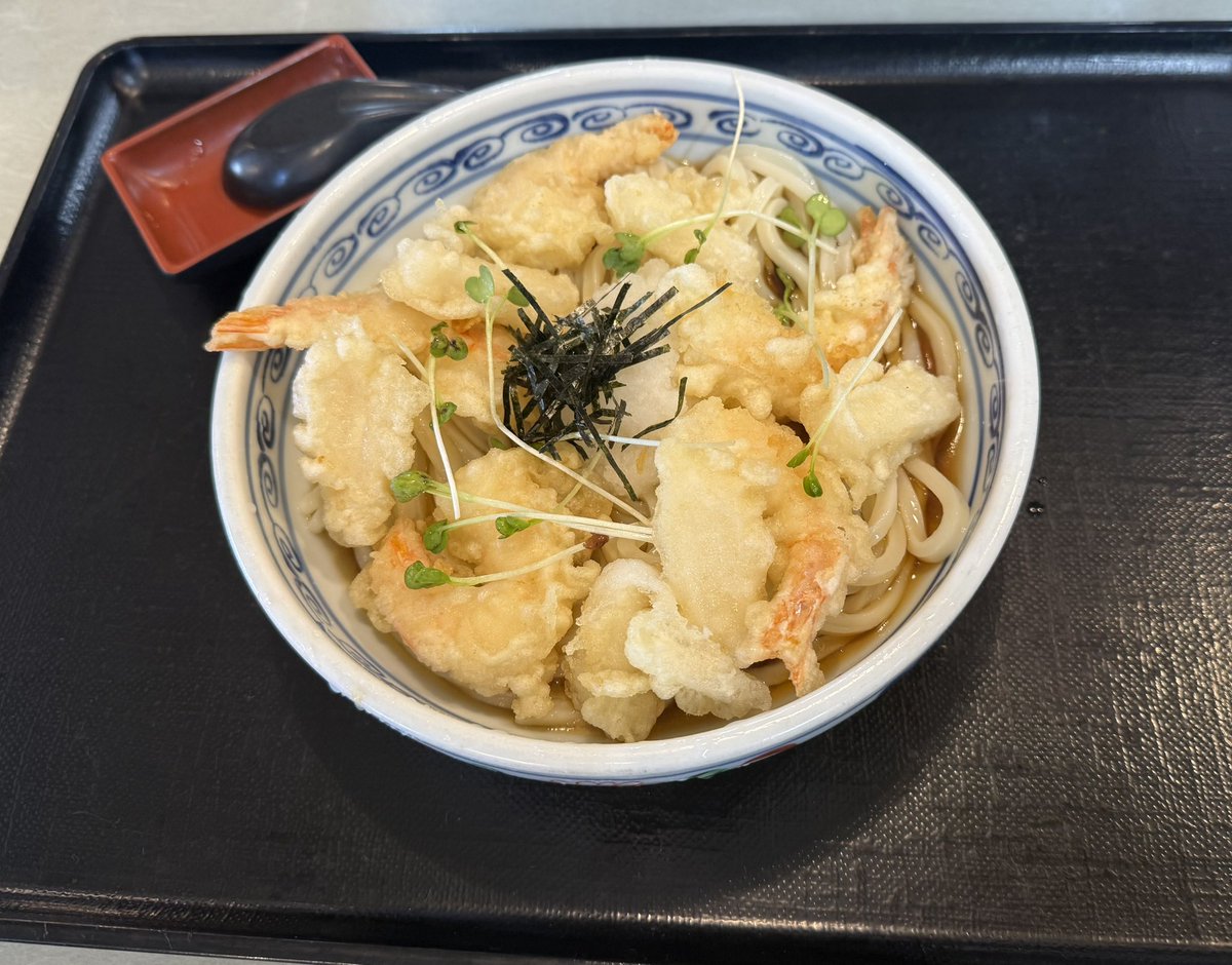 #えびもちぶっかけうどん 
#全国チェーンさぬきうどん天霧 
#さぬきうどん