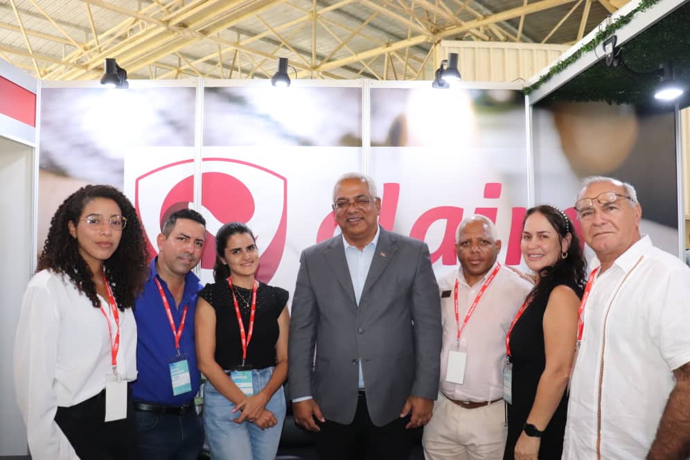 Hoy en la #FIHAV2025 el Grupo Societario de Servicios Legales y los 6 Bufetes Internacionales que lo integran. Nuestros abogados demuestran su profesionalidad, ética y la importancia del Derecho en la actividad económica del país. De esa forma amplían sus servicios jurídicos.