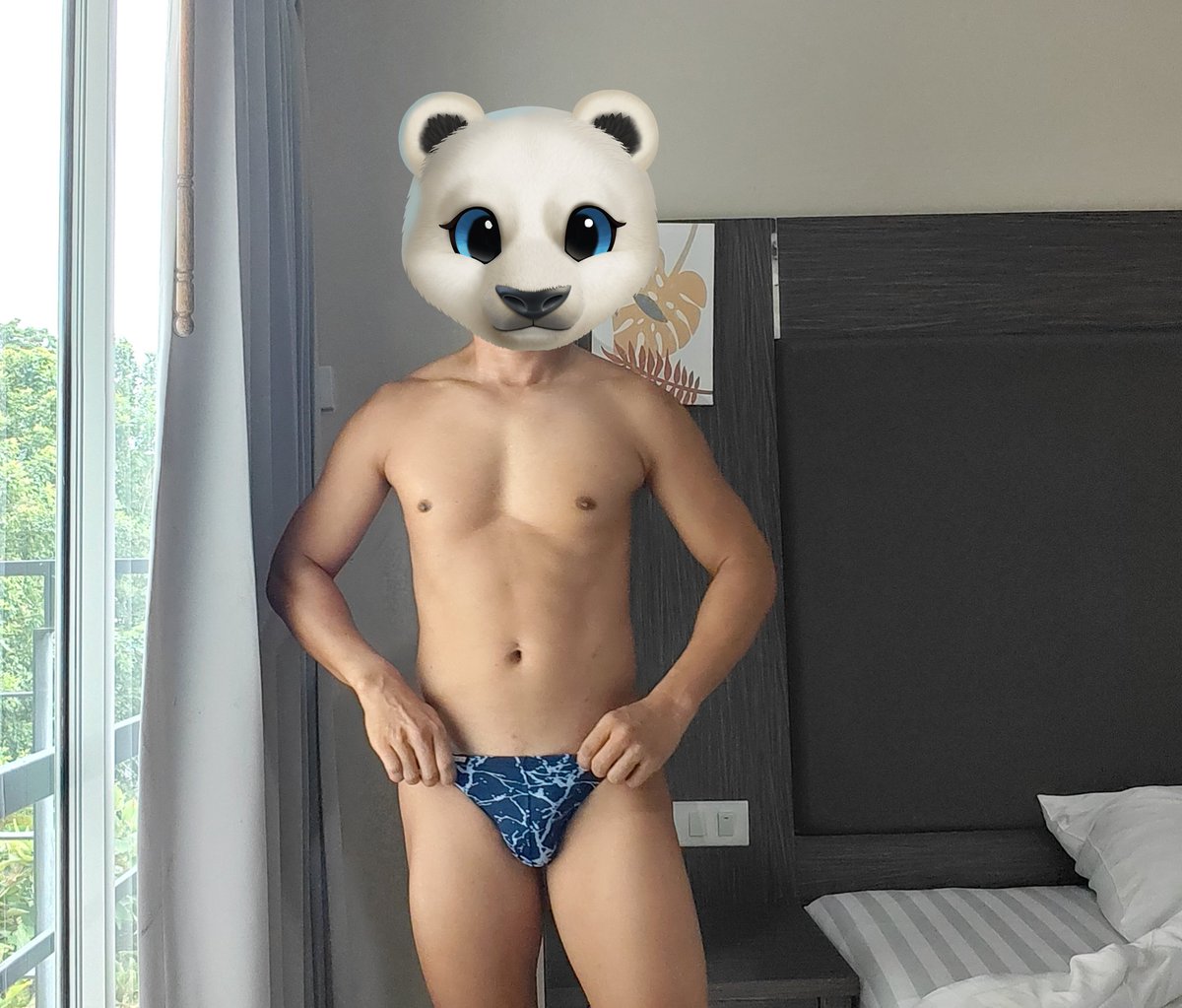 A_BOOOY_Z tweet media