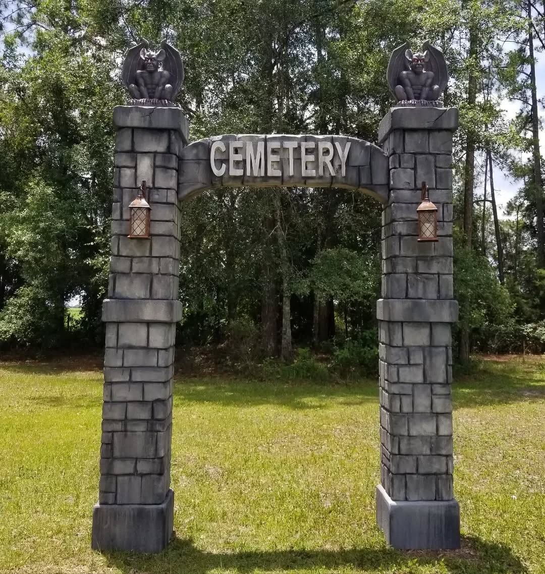 Halloween Trickery tweet media