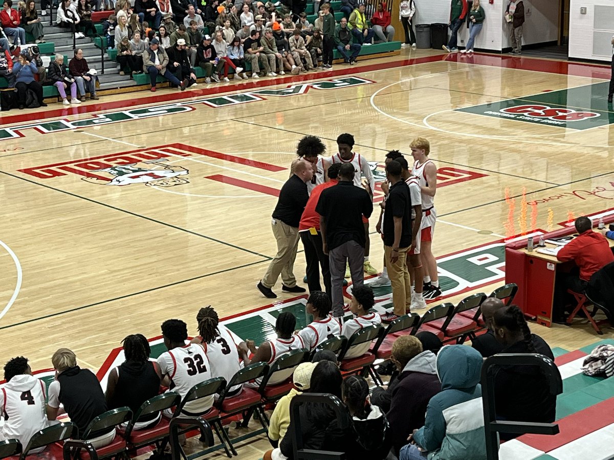 Springfield High 43
Mt. Zion 41
Final

2nd round of the Lincoln Eaton Round Robin Tournament.

SHS senior Arielle Robinson stole a MTZ baseline inbounds pass with 5.5 seconds left to seal the victory.