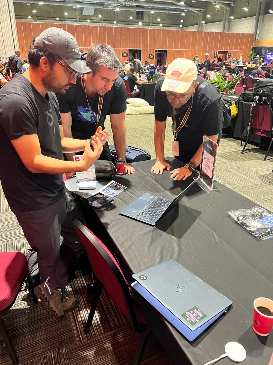 prasincs's tweet photo. I’d like to note that it was great honor to demo what we have so far to @PatrickAlphaC and @BTChip at our booth at @ETHGlobal this weekend. 
I appreciate the feedback and will address them.
Looking forward to working together towards eliminating blind signing! https://t.co/sLrNT9Id4m