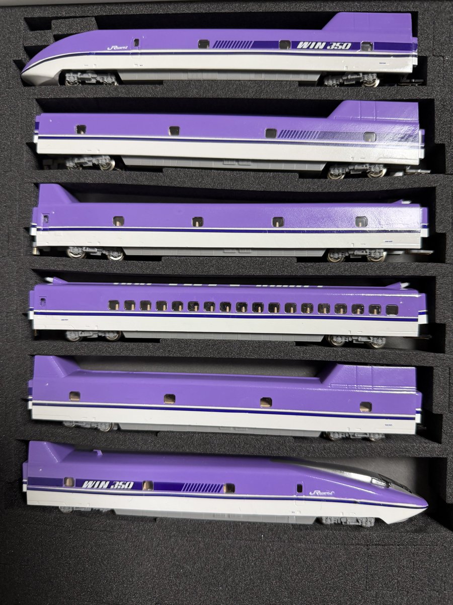 157keihibiki's tweet image. とりあえずWIN350 500系900番台出来た〜
試運転と微調整かな？
塗装や窓ガラス、碍子など何箇所か失敗した所もあるのでそのうちリベンジでまた作りたいですな〜
(その前にT3 fastech、STAR進めなきゃですが)