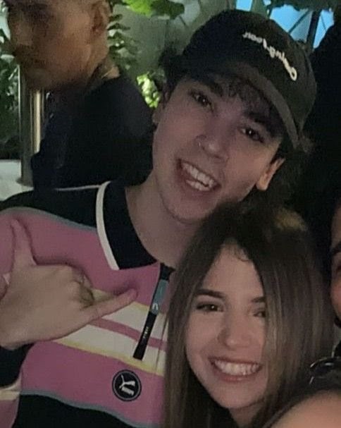 hourly spreen (@sprnhourly) on Twitter photo 