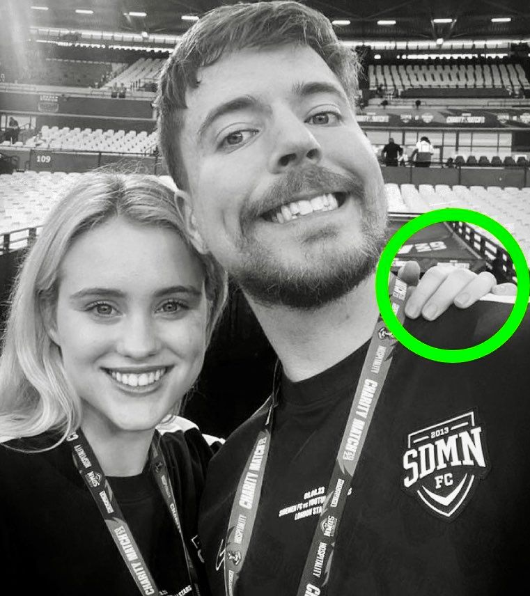 Rivelogic's tweet image. &quot;Every relationship has two people

The one getting clawed

And the one doing the clawing&quot;

@alpharivelino