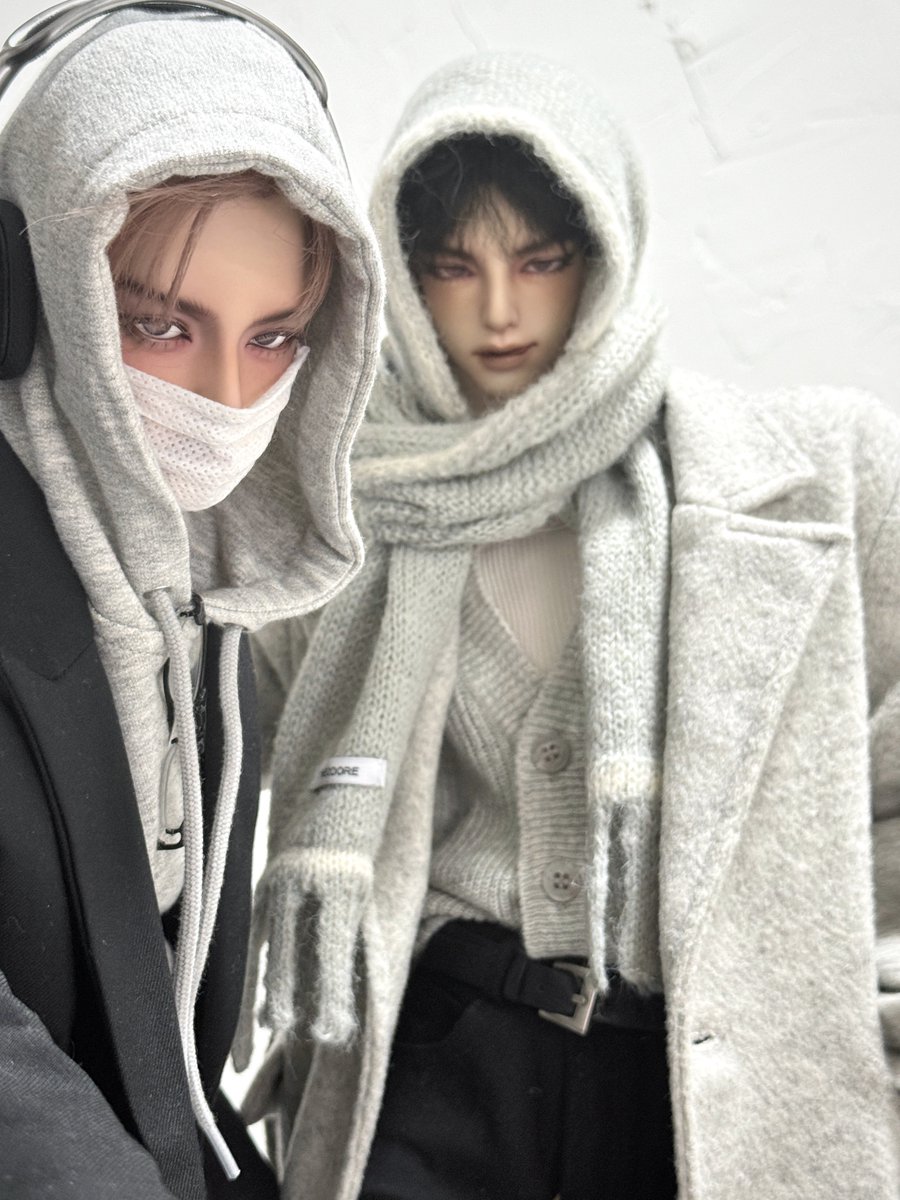 theo___v's tweet image. 지처니와 우재짱