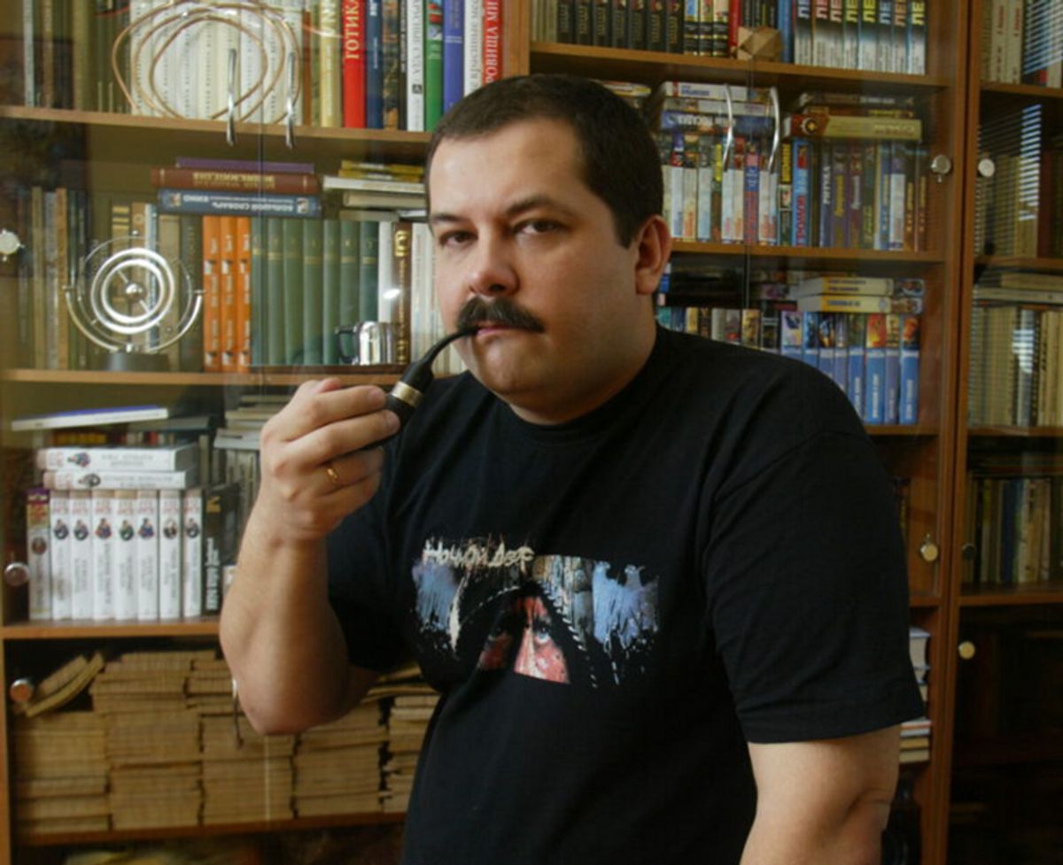 akarlin's tweet image. I for one do not understand how the Russian writer Sergey Lukyanenko (Knights of the 40 Islands) didn’t sue [Battle Royale author] Koushun Takami for every fcking thing he owns.