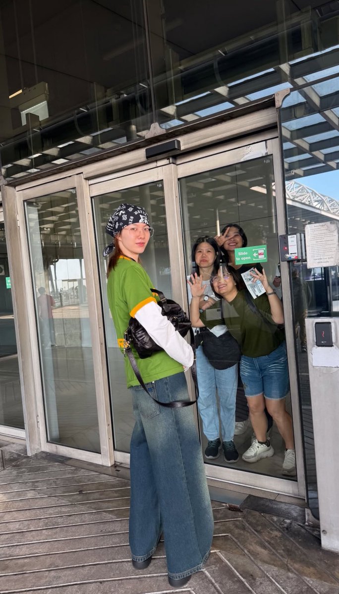 ห๊าาาาาาาาา 🤣🤣🤣

From IG: koy.narumon

#Ormkornnaphat #ออมกรณ์นภัส