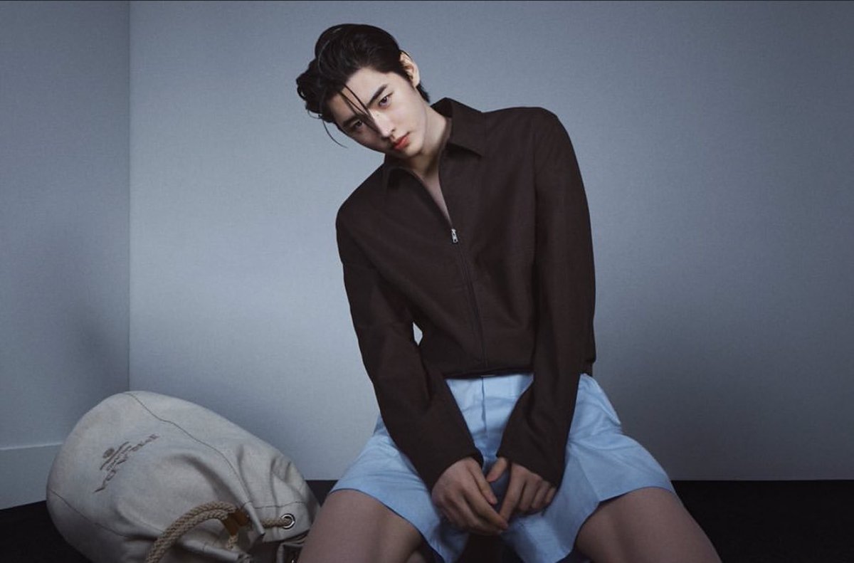 pshmew's tweet image. remember these photos? iconic