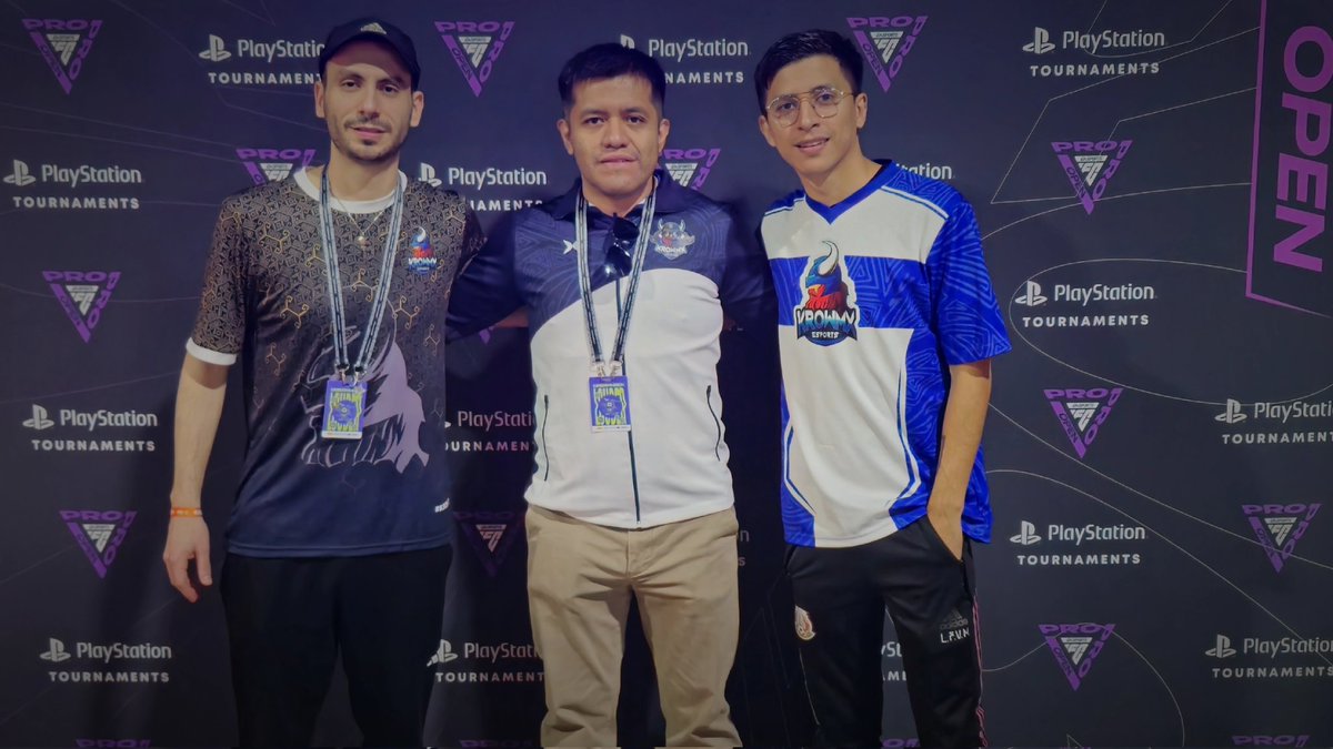 Dreamhack Atlanta 2025 <a href="/UL1BARRI/">Rodrigo Ulibarri</a> <a href="/VillaMore3/">Villa</a>