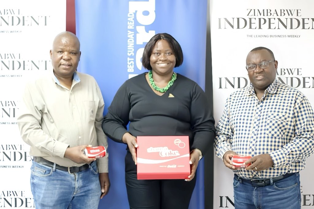 PMurambinda's tweet photo. #ShareACoke moment with AMH Holdings CEO, Kenias Mafukidze. Great connection! https://t.co/2Z5l4fZV4m