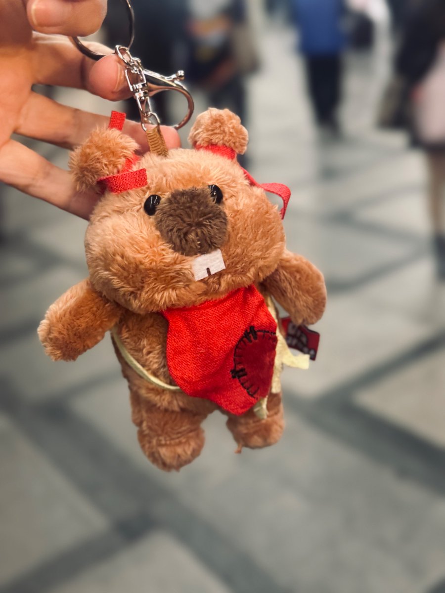 昨夜酔った勢いで、心底何者なのかわからないまま買いました。