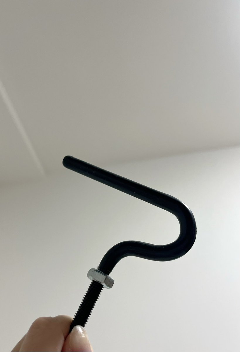 mimimimimitsu32's tweet image. 昨日布団から抜け出した赤子が、戻ってきた時にン！って渡してきたものがどこの何なのかわからなくてやばかった