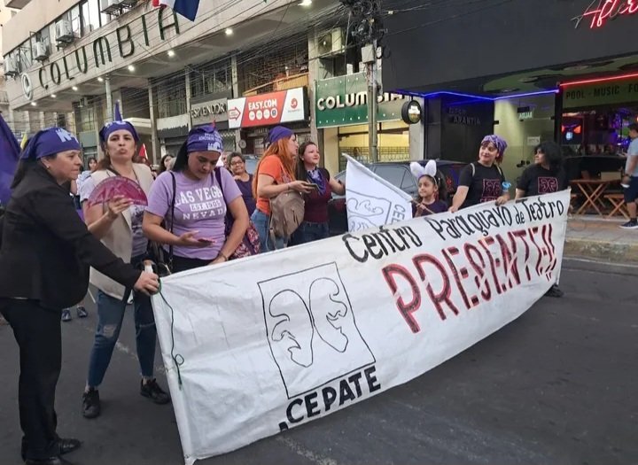 La actriz @edithniz86 posteó: 25N. Día internacional de la eliminación de violencia contra la mujer!!
MARCHAMOS POR NUESTROS DERECHOS 💜💜💜