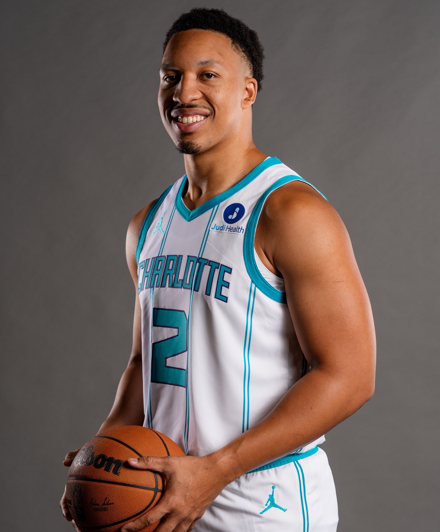 Join us in wishing Grant Williams of the @Hornets a HAPPY 27th BIRTHDAY!