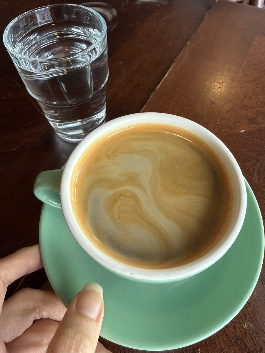 ivylimcc's tweet image. Hankering for a soy latte but ordered a long black. That’s how the mind was shutting down before coffee 😂

#goodsip