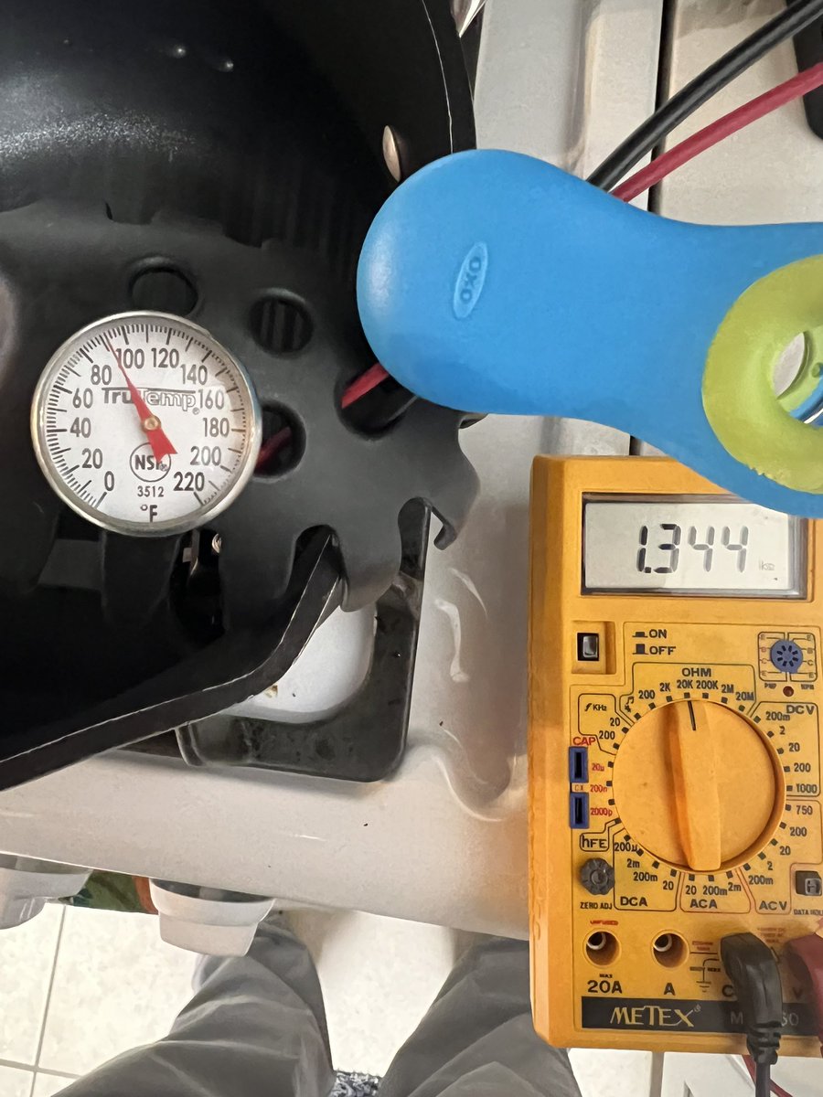 akaMattBoyer's tweet image. Wife sees me in the kitchen
“Doing some Thanksgiving prep?”
😅 mmm not quite- characterizing this radiator outlet temp sensor to see how it compares to known resistor values since it’s probably original to the car