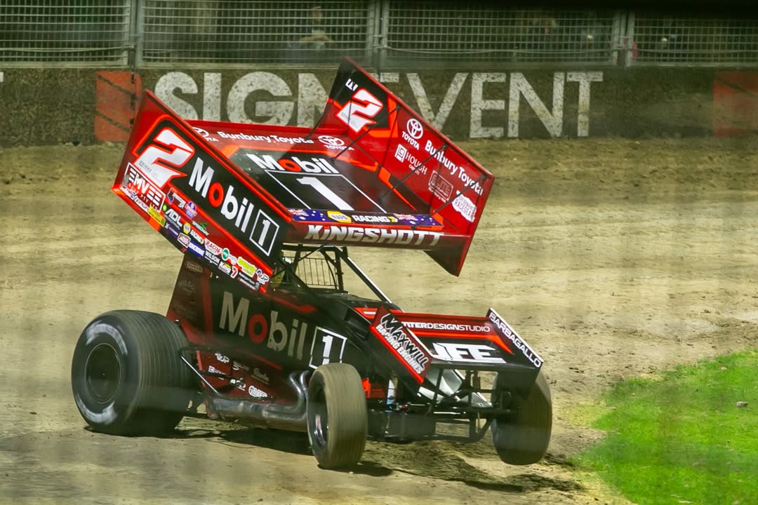 Krikke_Msport2's tweet image. DAYNE and the Krikke Motorsport team last night at NAPA Speedway got their 2025 NAPA Sprintcar Invitational campaign, as part of the Supercars Adelaide Grand Final, underway.

📸 Ray Ritter from KNJ Photography

#KrikkeMotorsport  
#NextLevel    
#OnPoint