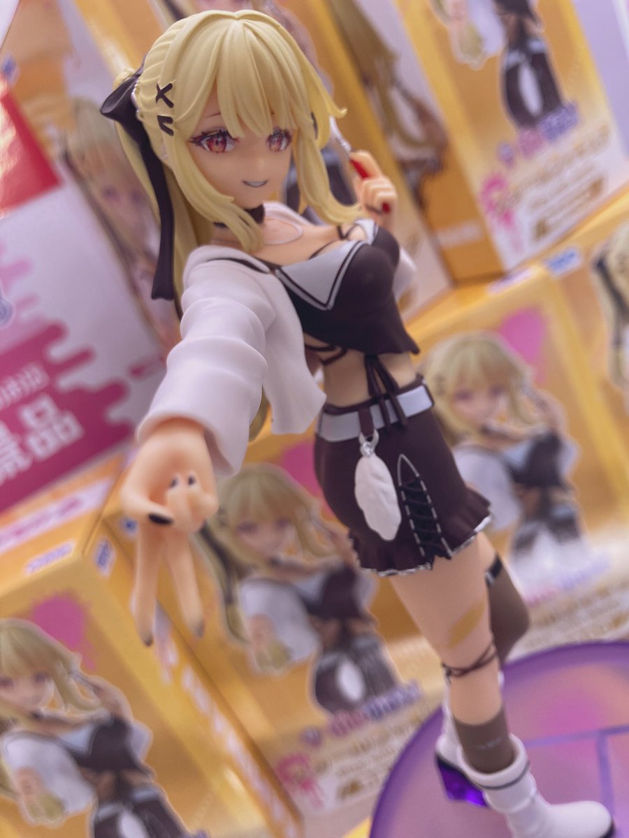 景品情報】 『ぶいすぽっ！スケールフィギュア－Play with