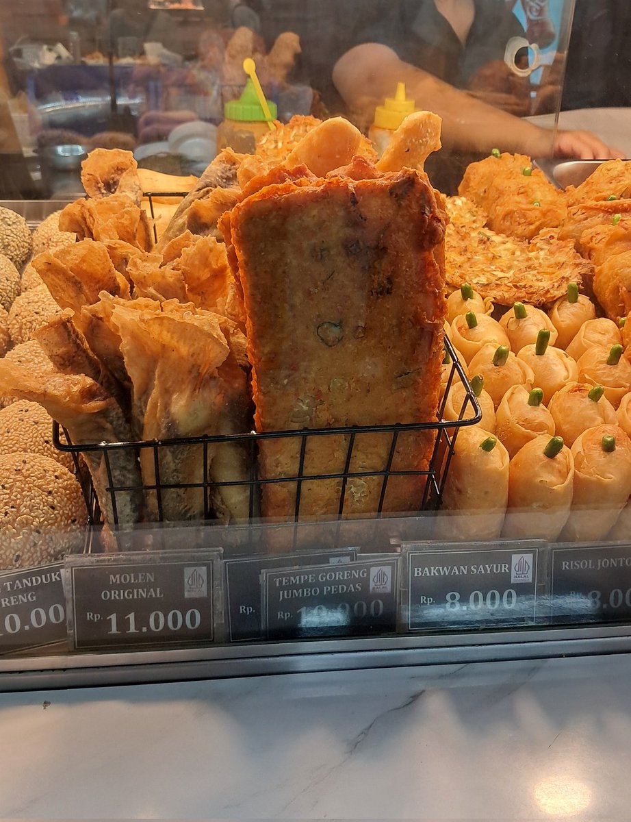 kafka_____'s tweet image. That is one HUGEEE tempe, but 10k for one is kinda crazy