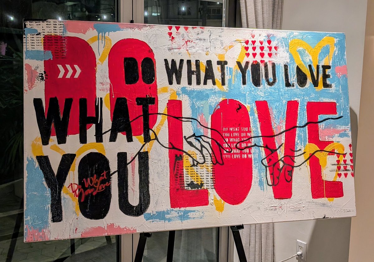 Hello all you art lovers! 🎨

Next week I will be going to Miami to participate in the <a href="/OneLoveArtDAO/">One Love Art DAO</a> residency and I am super excited! 🎉

If you would like to be a part of my journey then keep reading! 👀🧵👇