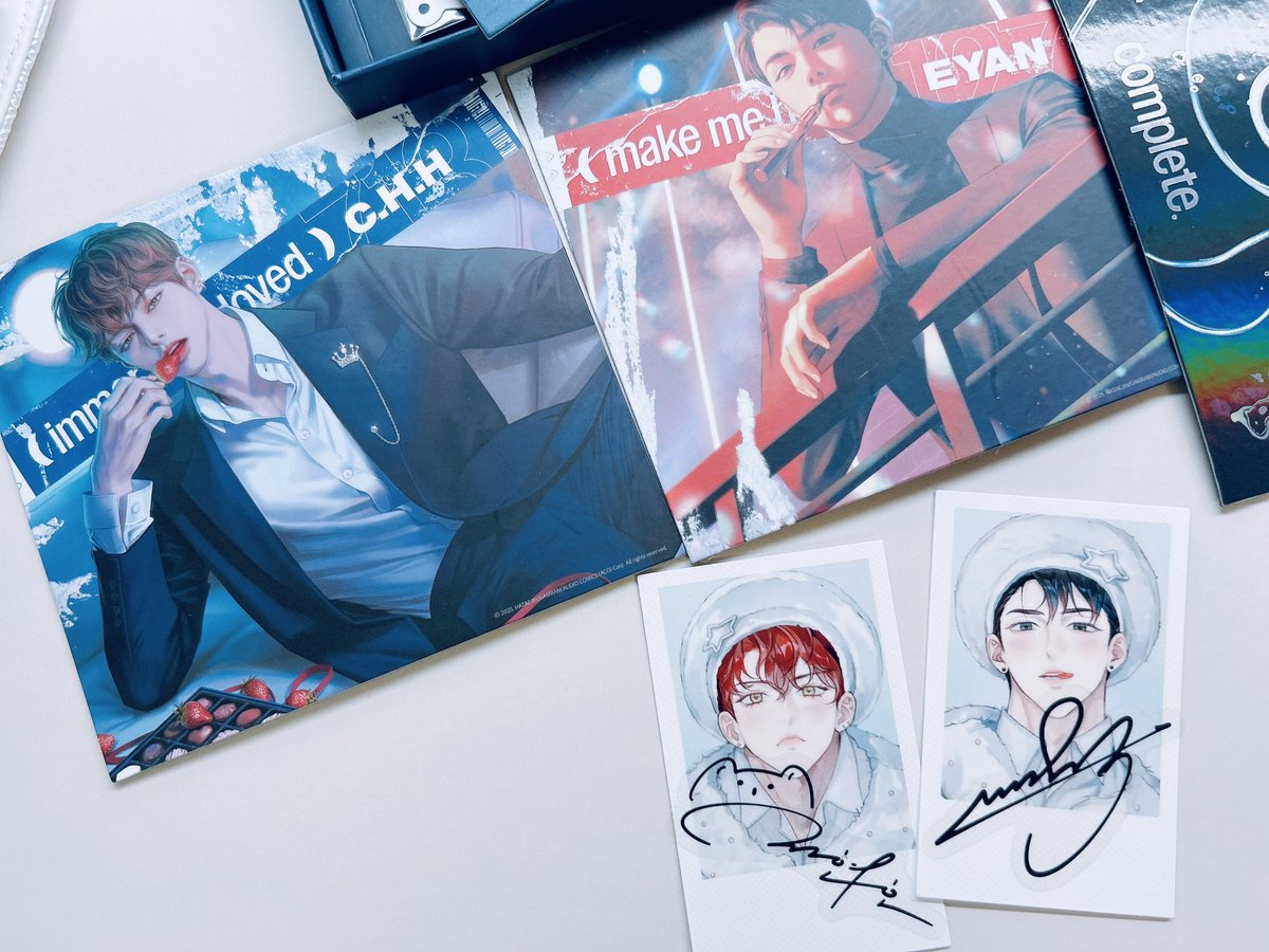 713x127's tweet image. 싸인 스티커 남아 도는데 조작하자〰️