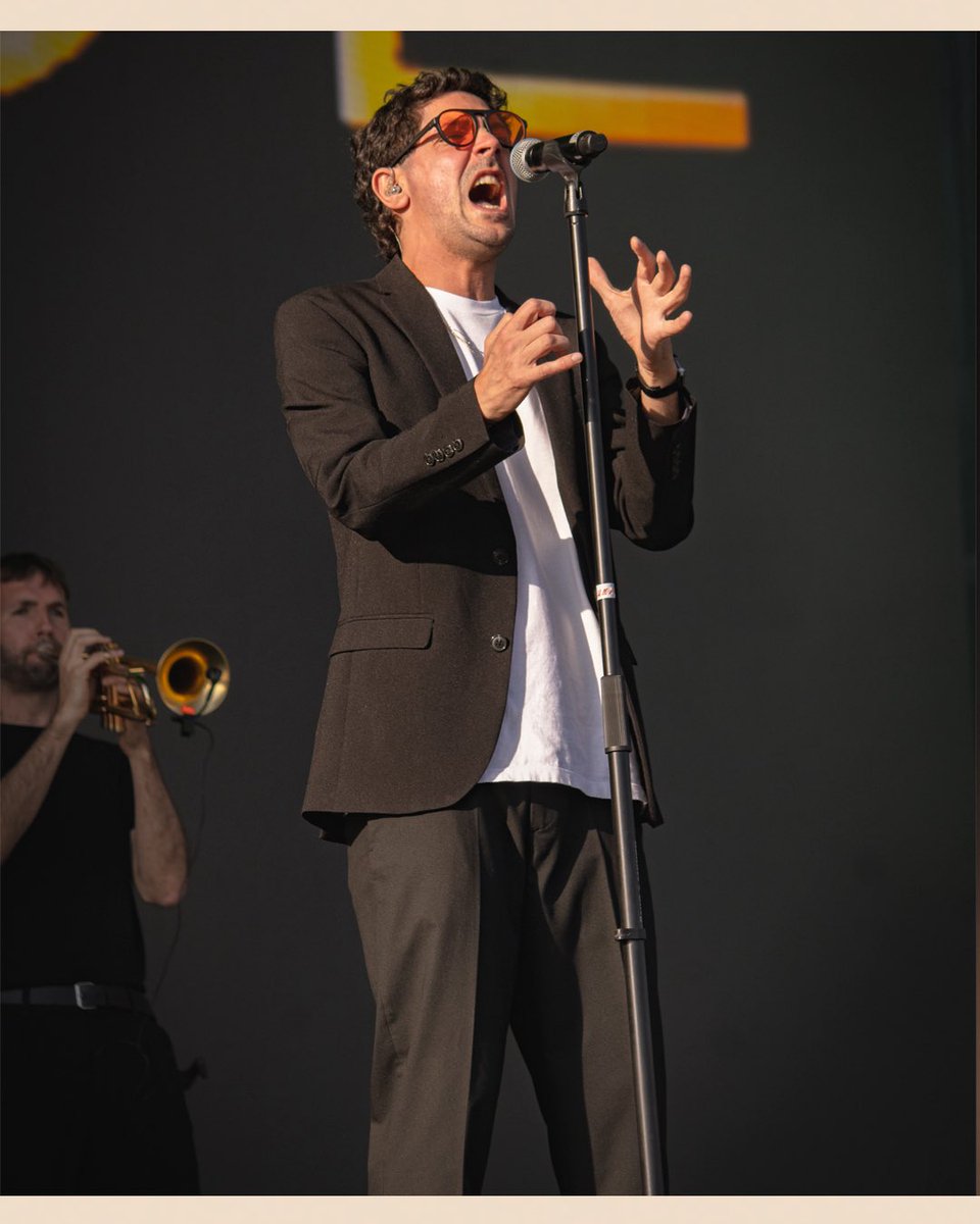 todoindierock's tweet image. En una tarde calurosa, @ElKuelgue se presentó en el #TecateComuna para todos los asistentes 

📸 x @eddysseomx 
🖊️ @apodacabooking | @apodacagroup | @tecatecomuna | @ocesa_total | @eticket 

#TodoIndieRock