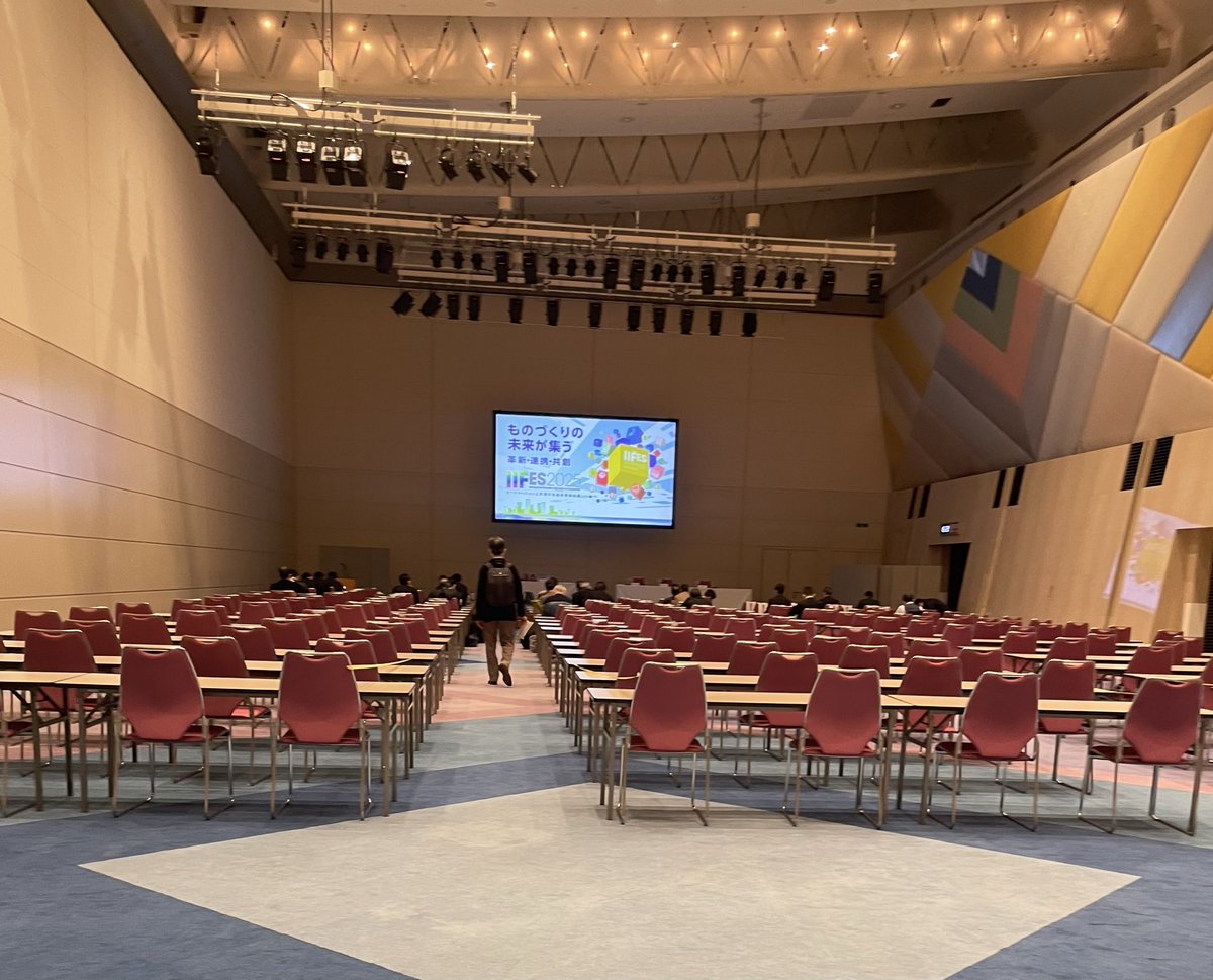 Fumiya071619's tweet photo. 先日IIFES2025にてセミナー登壇して参りました！

日経BP社で日経クロステックの編集委員をされてる木崎様をモデレーターに、同業のスタートアップCEO(@MaedaShota @kiho_kmy )のお二人とパネルディスカッションを実施し、私自身も大変学びになりました。

早速記事化いただきましたのでよろしければご覧ください！