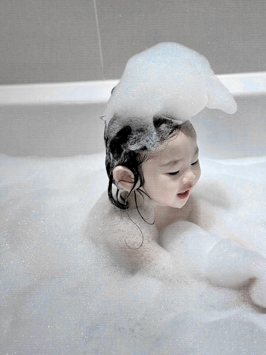 clisosdeLuna's tweet image. 𓂅⠀𝖺 𝖽𝖺𝗒 𝗂𝗇    (  ✿  )    𝗍𝗁𝖾 𝗅𝗂𝖿𝖾 𝗈𝖿 𝖺   ⸝⸝⸝  ꢹ
ㅤㅤㅤㅤㅤㅤㅤㅤ
ㅤㅤㅤㅤㅤㅤㅤㅤ𝗹𝗶𝗹 𝗳𝗮𝗶𝗿𝘆.