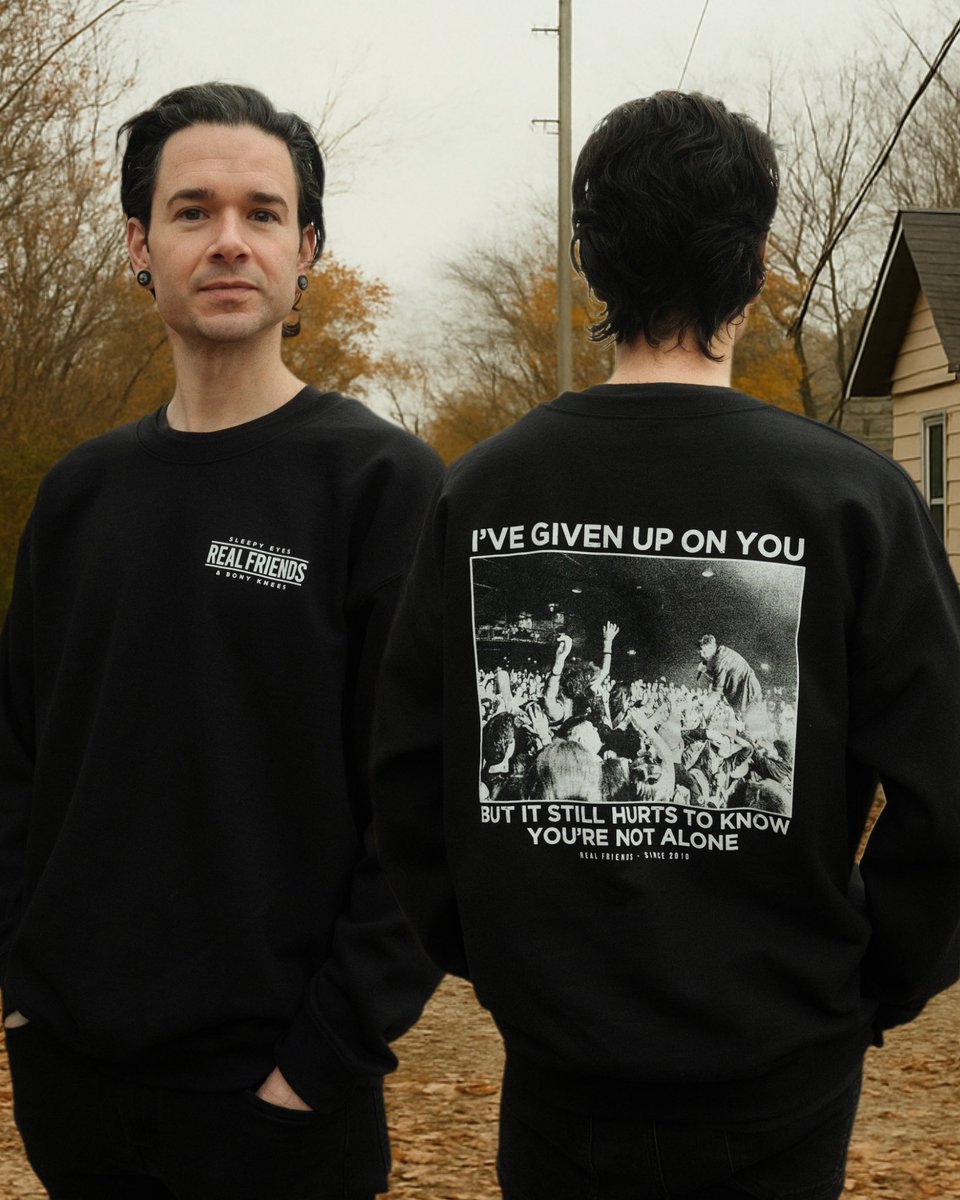 realfriendsband's tweet image. Sleepy eyes and bony knees or whatever. Taking it back in time with some vintage designs. 

only up til Dec 7th. 

realfriendsmerch.com
