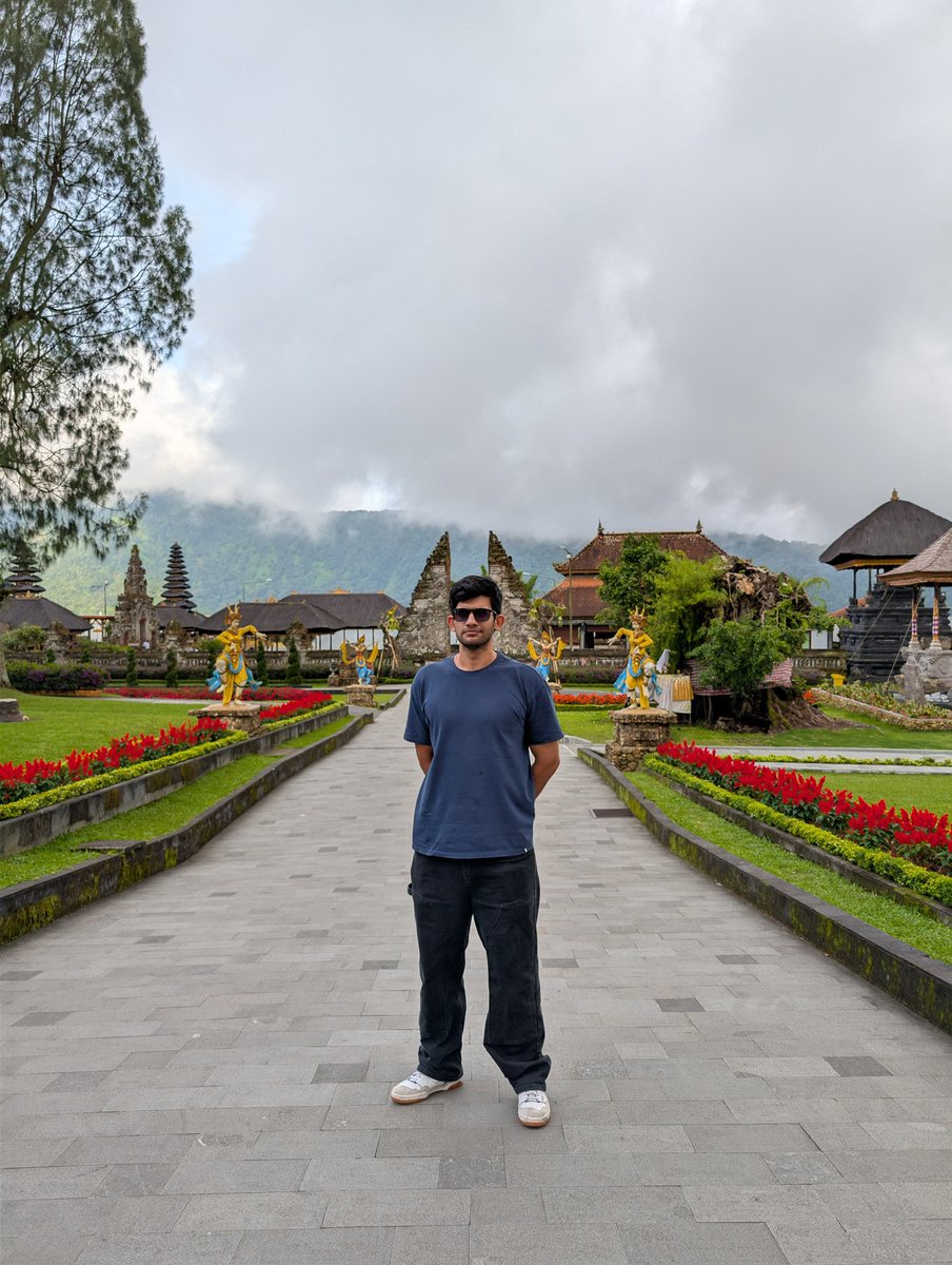 Dhruv Mohan tweet media