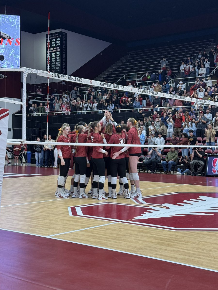 slamdunk406's tweet image. No. 5 Stanford gets a 3-1 victory over Georgia Tech on Senior Day. (25-22, 18-25, 25-13, 25-22). Elia Rubin &amp;amp; Jordyn Harvey led the way with 13 kills each. 

#Stanford #GeorgiaTech #ACCWVB